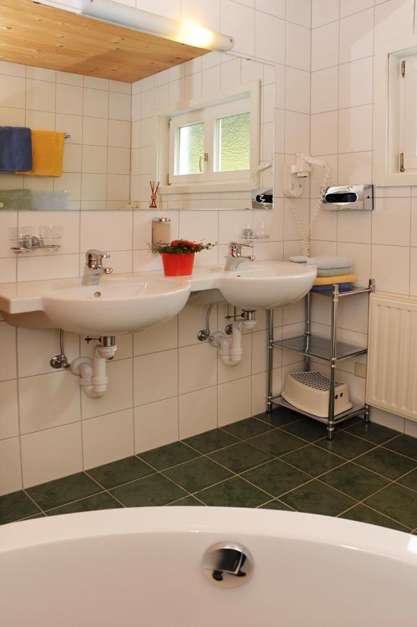 Bruecklmeier Ferienwohnungen Gargellen Esterno foto